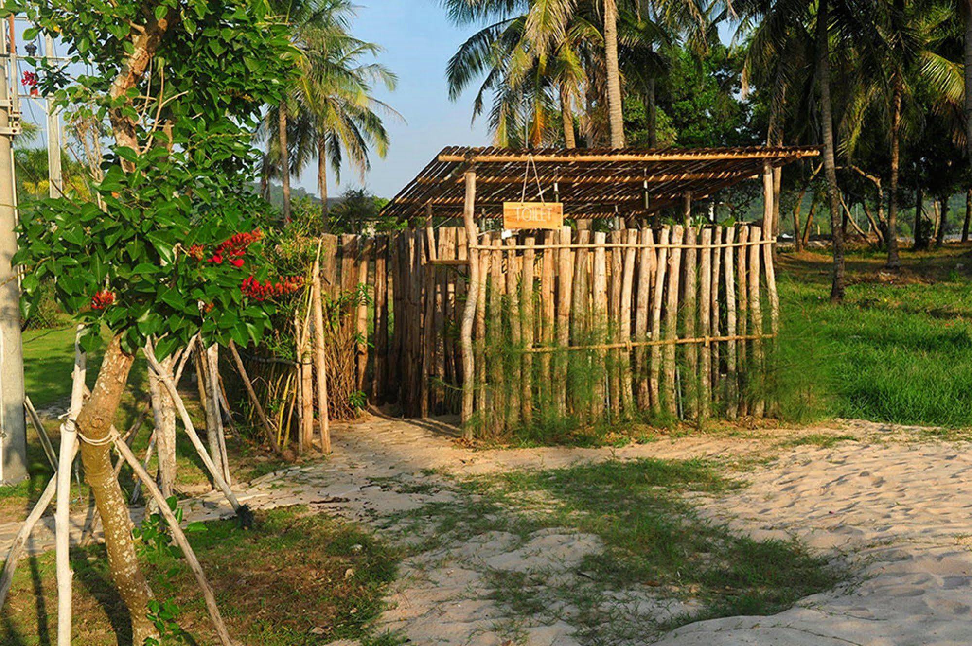 Kosmos Villa Phu Quoc Buitenkant foto